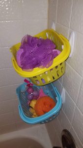 Bath toy storage from Dollar Store Easter Baskets